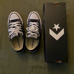 Converse low top
